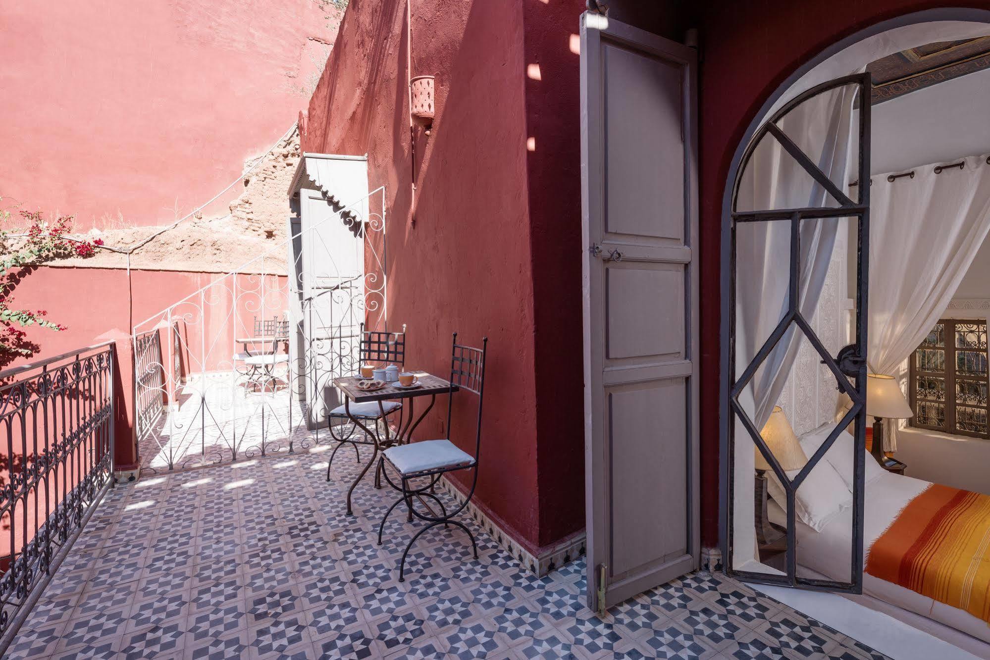 Riad Les Jardins D'Henia Маракеш Екстериор снимка